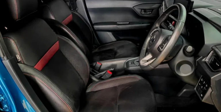 Axia 1.0AV 2024 VML5637 (7)