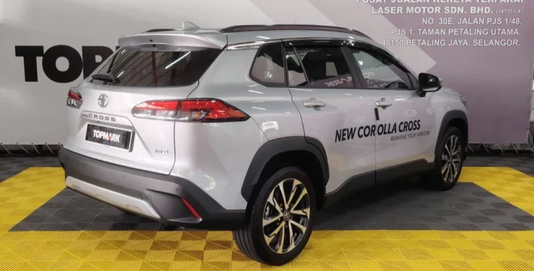 TOYOTA CROSS 1.8V 2024 (2)